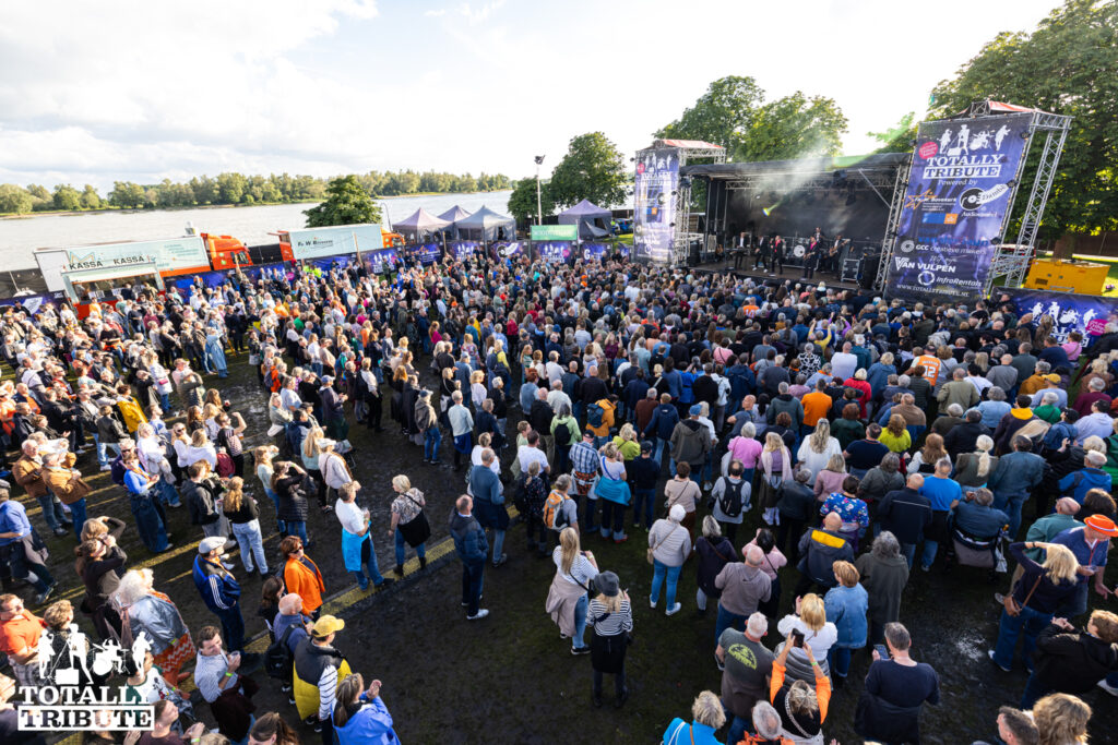 Watertaxi naar Gorinchem - Totally Tribute Festival Gorinchem